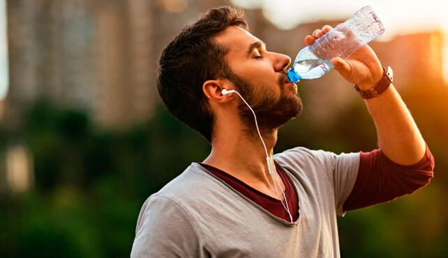 Beber agua